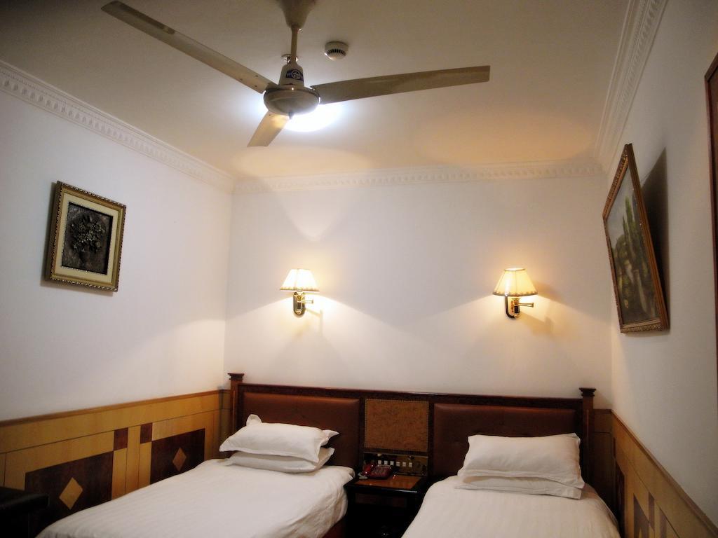 Shanghai Lianbang Hotel Екстер'єр фото